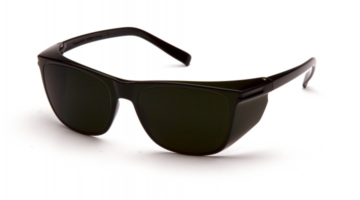 5.0 IR svejsebrille med grønne brillestænger og sideskjolde - Pyramex Legacy