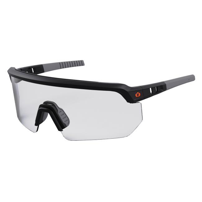 Ergodyne Skullerz AEGIR sikkerhedsbrille der har anti-ridse og anti-dug egenskaber, med mat sort stel
